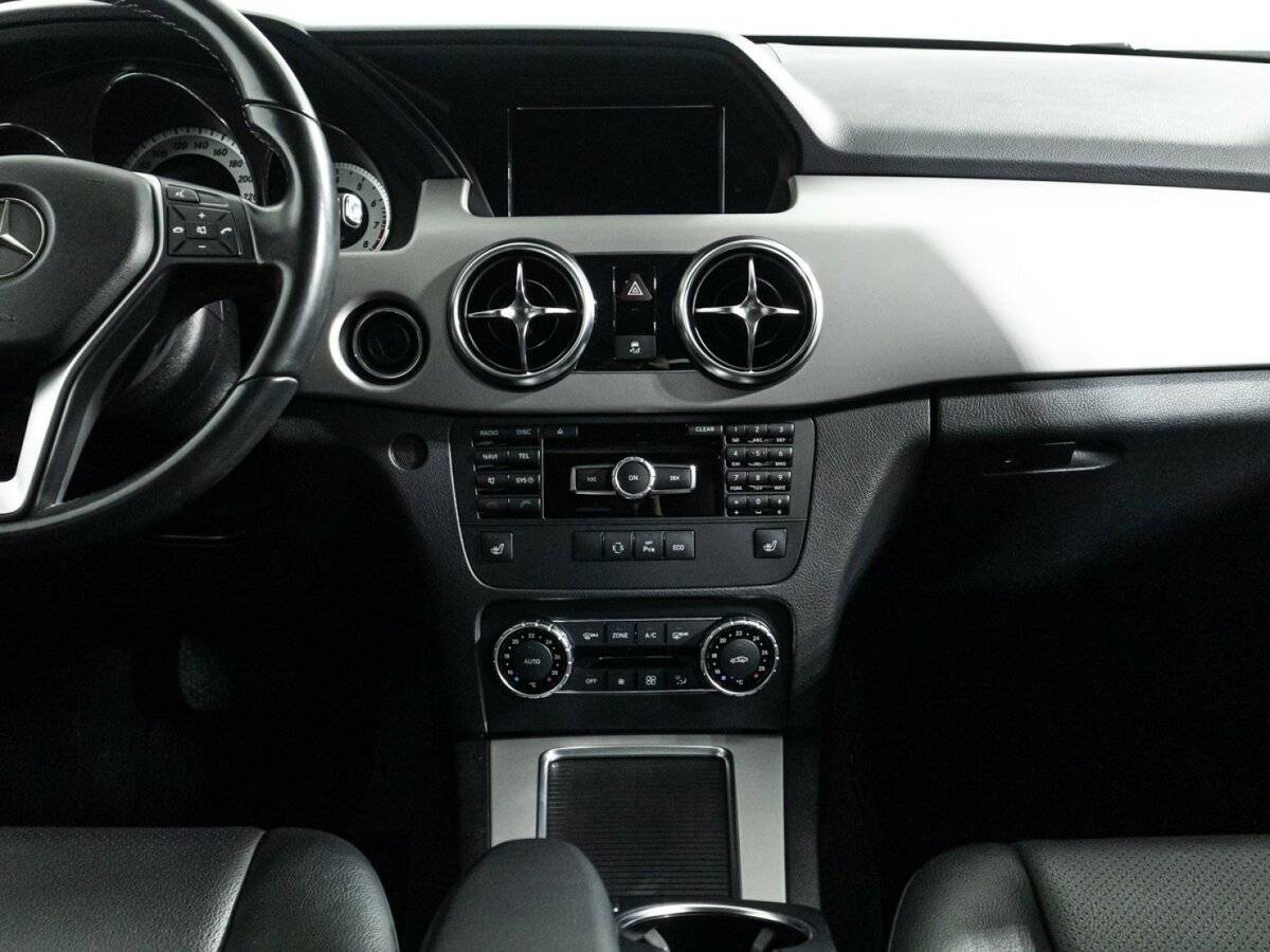 Mercedes-Benz GLK-Класс с пробегом — 2014 год. Фото: #13