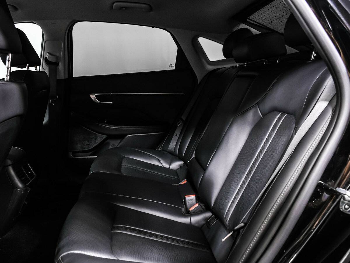 Hyundai Sonata с пробегом — 2021 год. Фото: #12