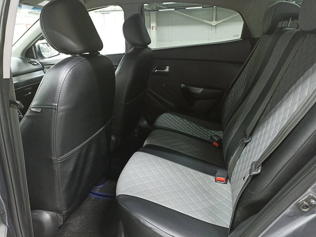 Kia Rio с пробегом — 2016 год. Фото: #11