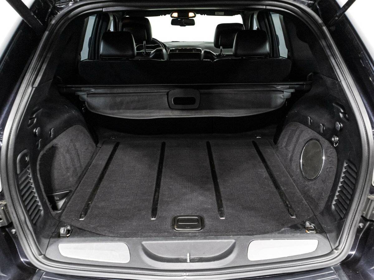 Jeep Grand Cherokee с пробегом — 2014 год. Фото: #14