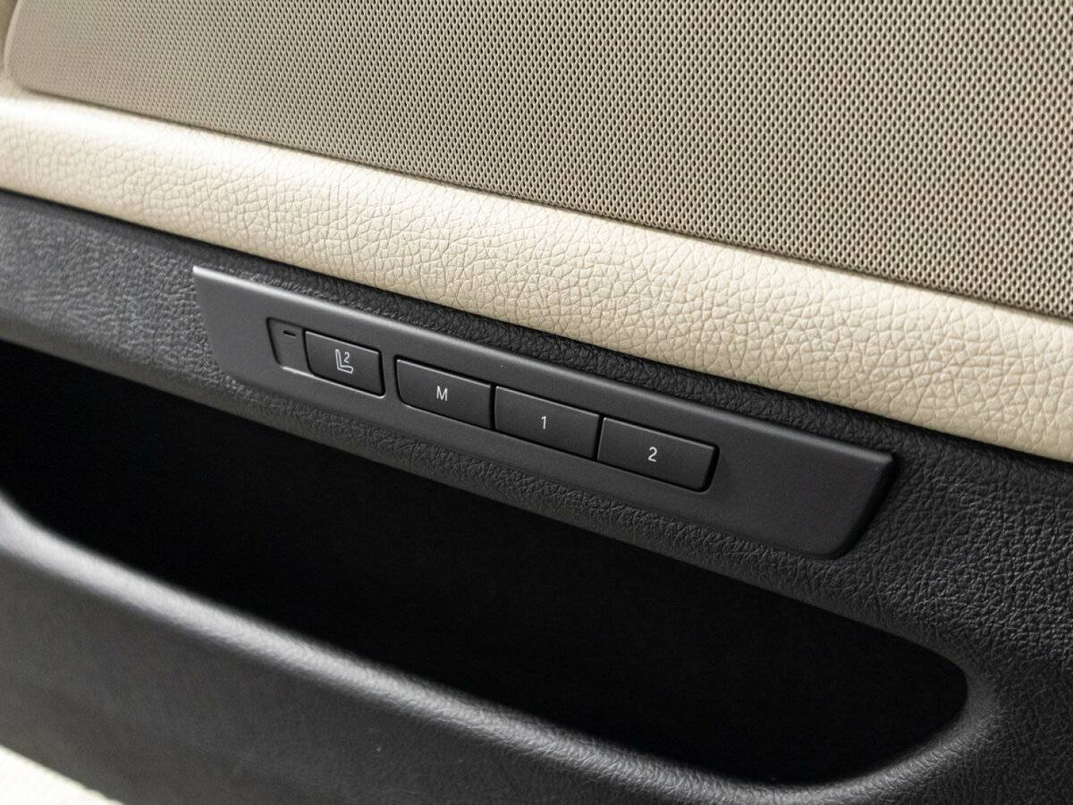 BMW 5 серии с пробегом — 2016 год. Фото: #17