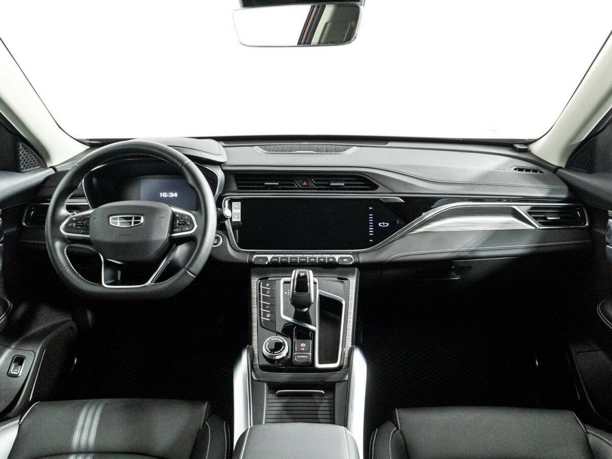 Geely Atlas Pro с пробегом — 2024 год. Фото: #12