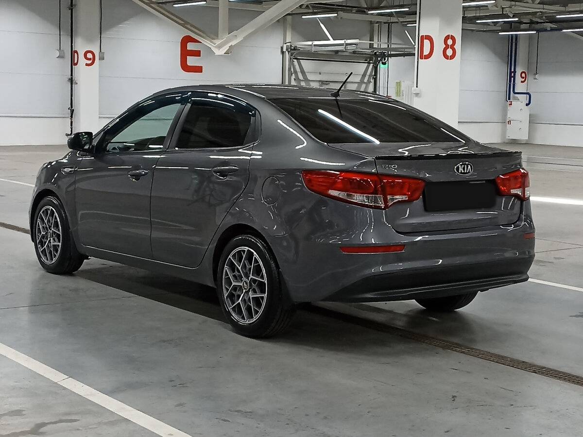 Kia Rio с пробегом — 2016 год. Фото: #6