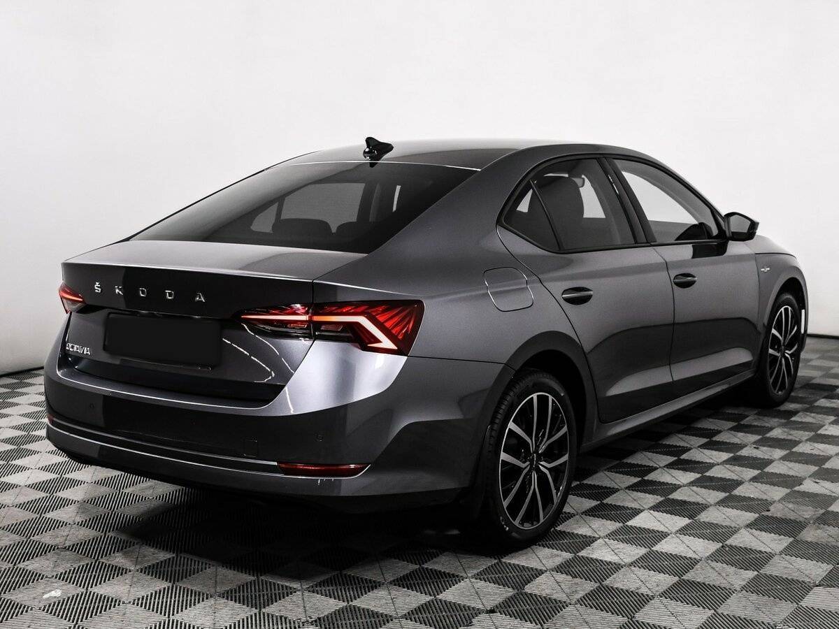 Skoda Octavia с пробегом — 2021 год. Фото: #4