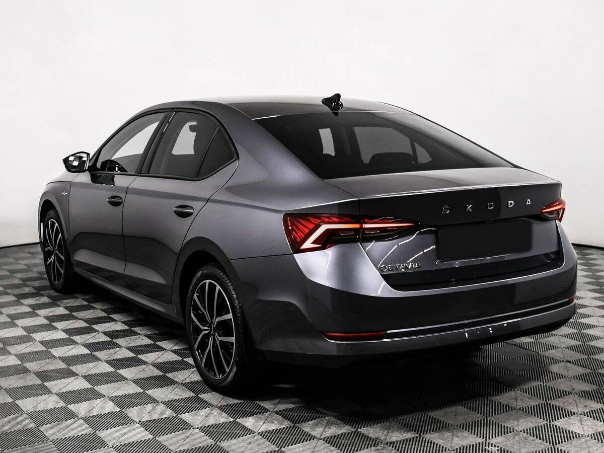 Skoda Octavia с пробегом — 2021 год. Фото: #6