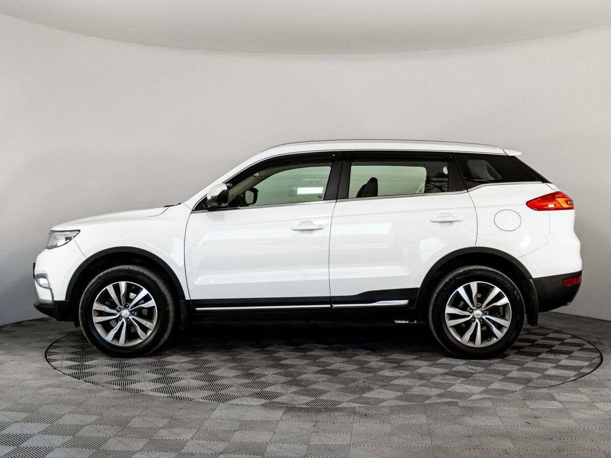 Geely Atlas с пробегом — 2021 год. Фото: #7