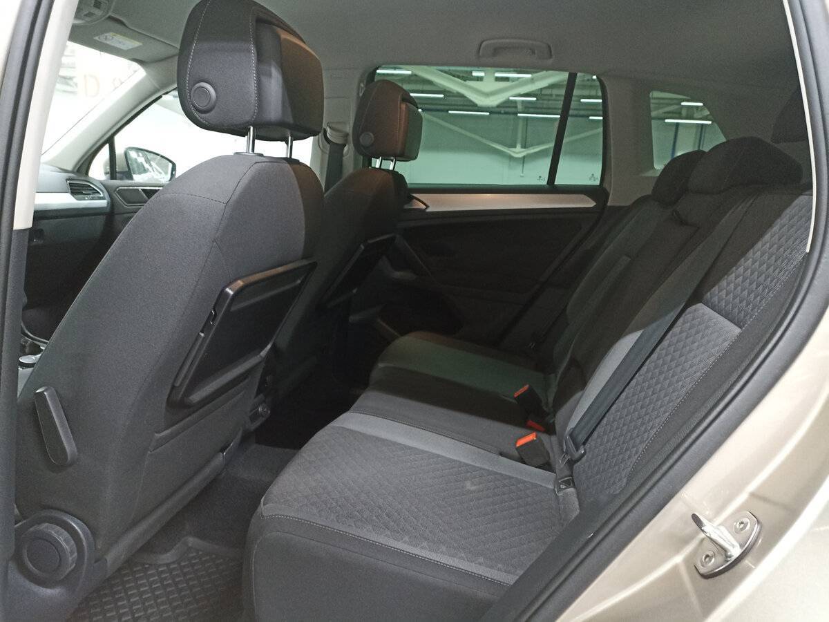 Volkswagen Tiguan с пробегом — 2017 год. Фото: #11