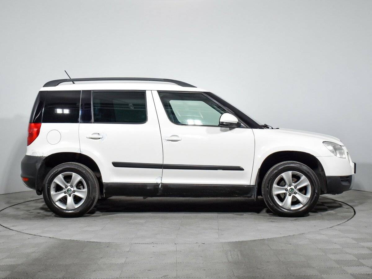 Skoda Yeti с пробегом — 2013 год. Фото: #3