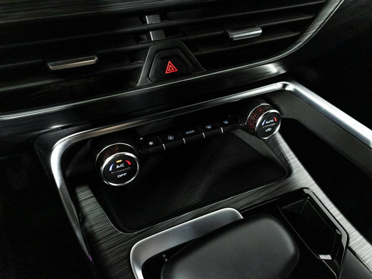 Geely Tugella с пробегом — 2022 год. Фото: #20