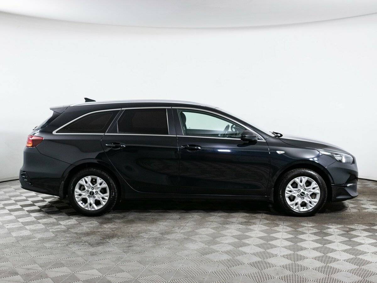 Kia Ceed с пробегом — 2022 год. Фото: #3