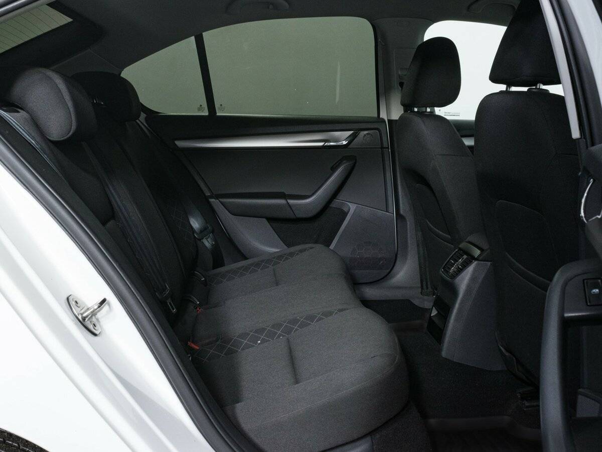 Skoda Octavia с пробегом — 2019 год. Фото: #11