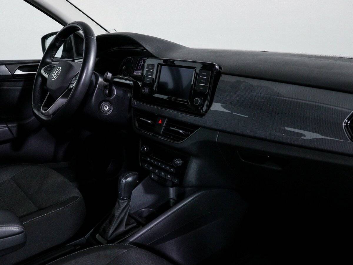 Volkswagen Polo с пробегом — 2022 год. Фото: #8