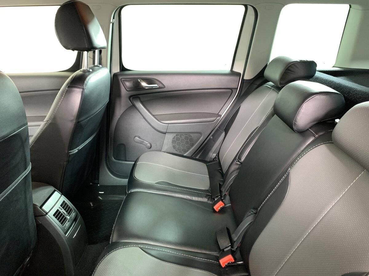 Skoda Yeti с пробегом — 2015 год. Фото: #17