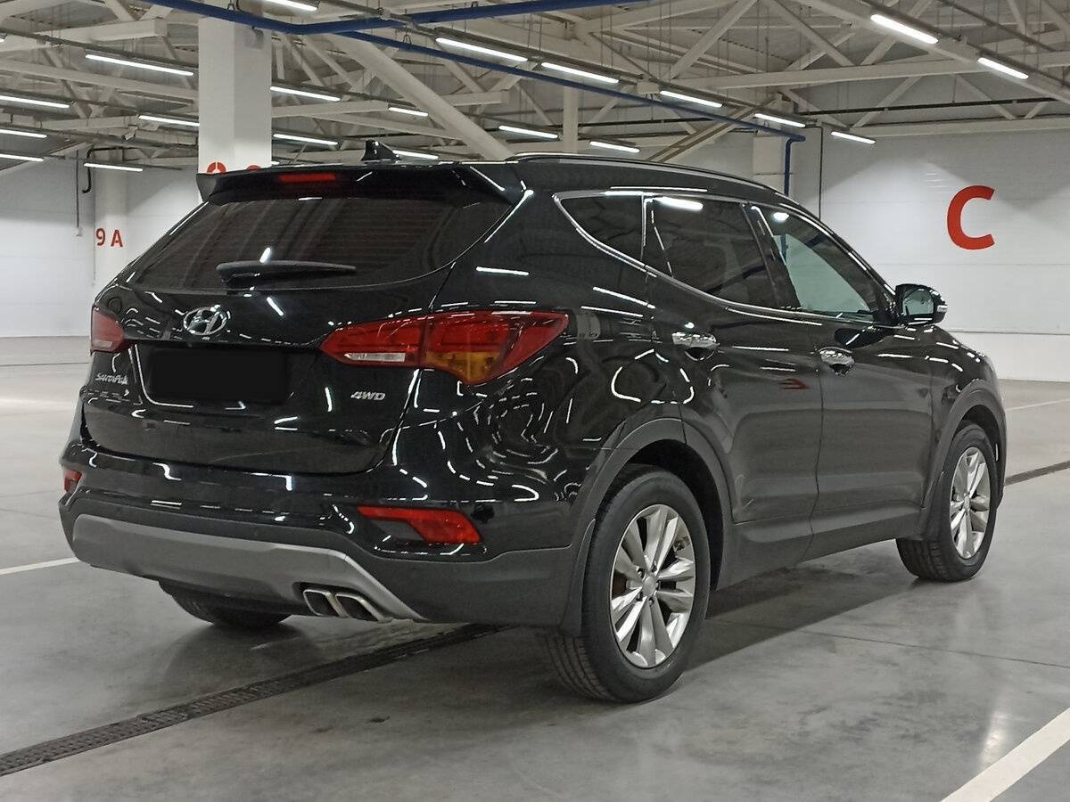 Hyundai Santa Fe с пробегом — 2017 год. Фото: #4