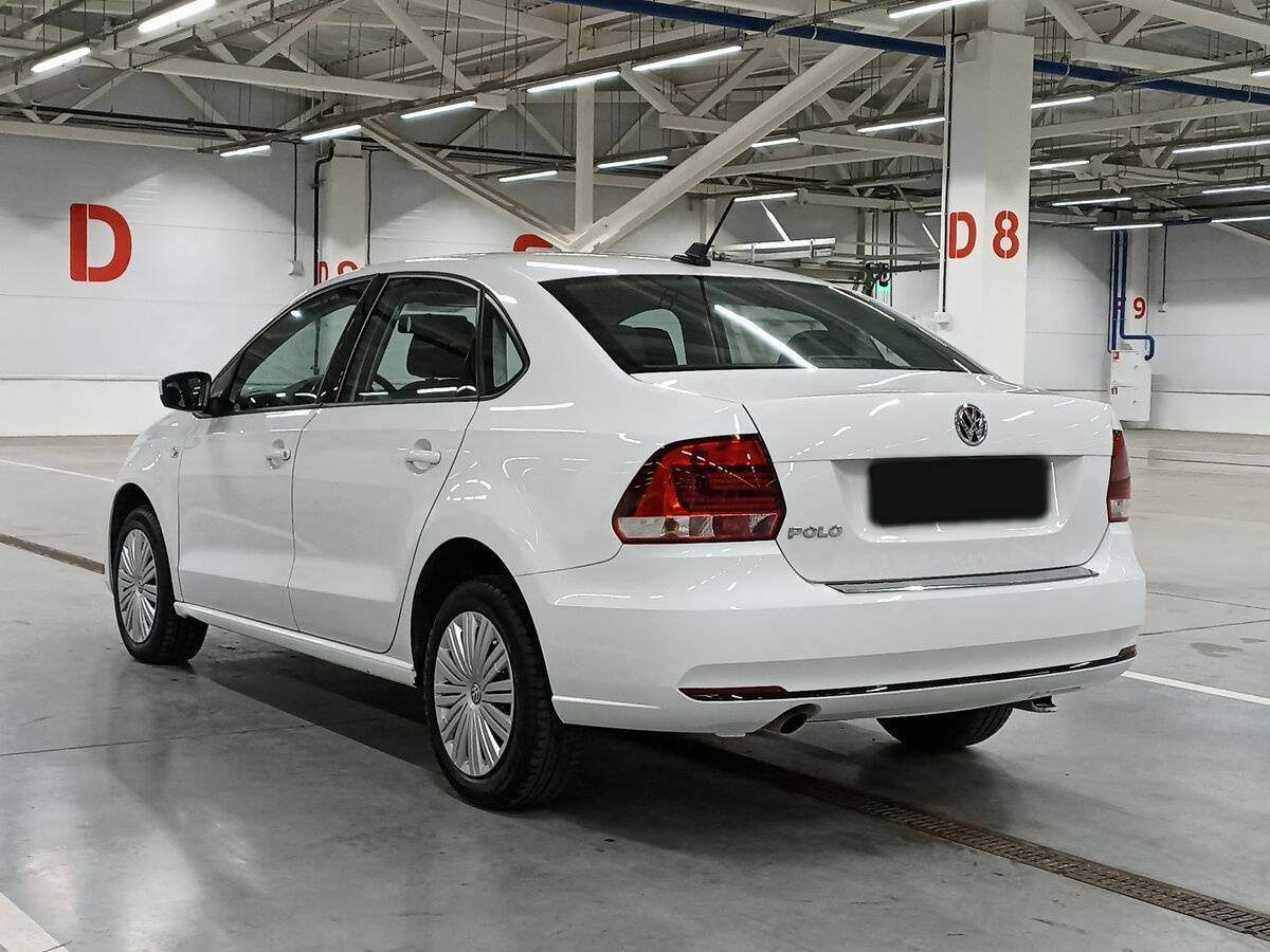Volkswagen Polo с пробегом — 2018 год. Фото: #6