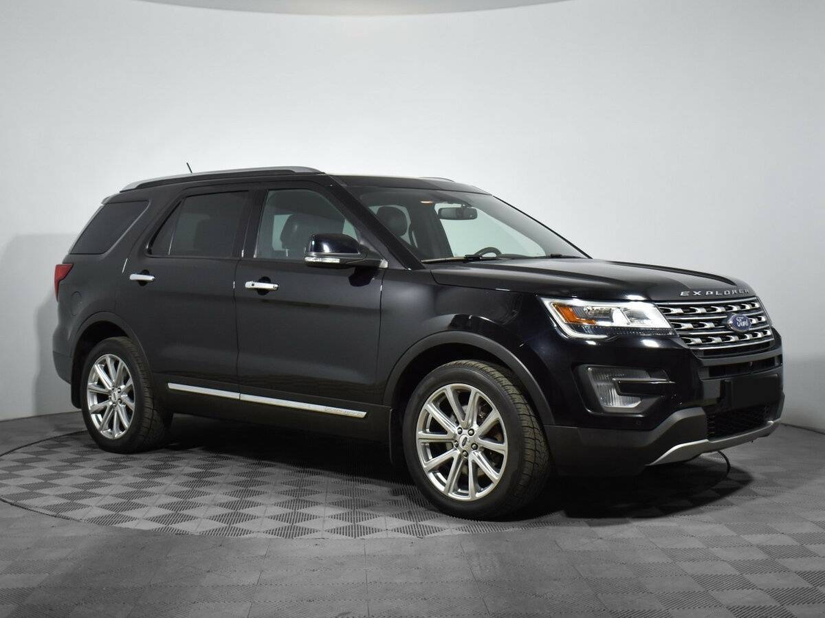 Ford Explorer с пробегом — 2016 год. Фото: #2