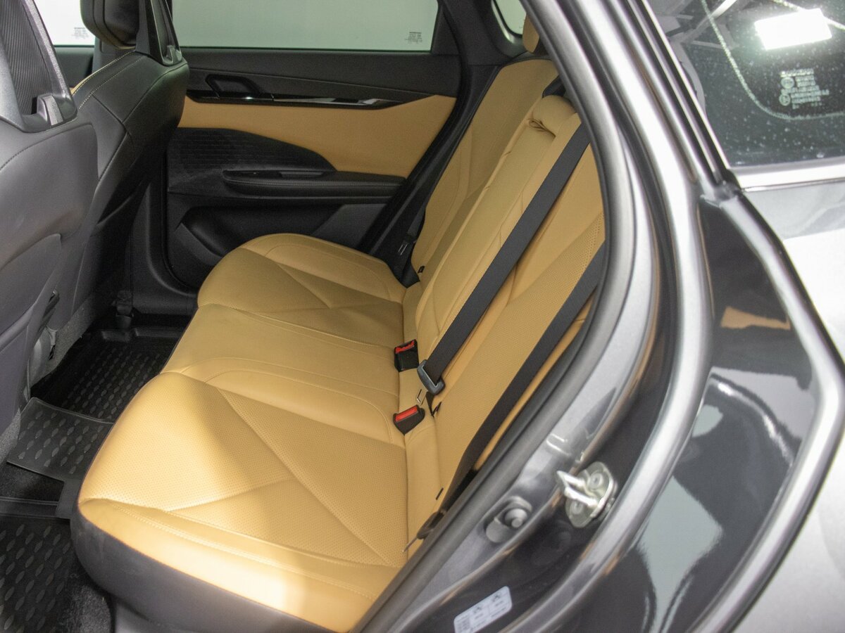 Changan UNI-V с пробегом — 2023 год. Фото: #10