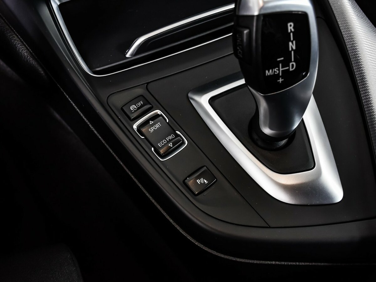 BMW 1 серии с пробегом — 2019 год. Фото: #13