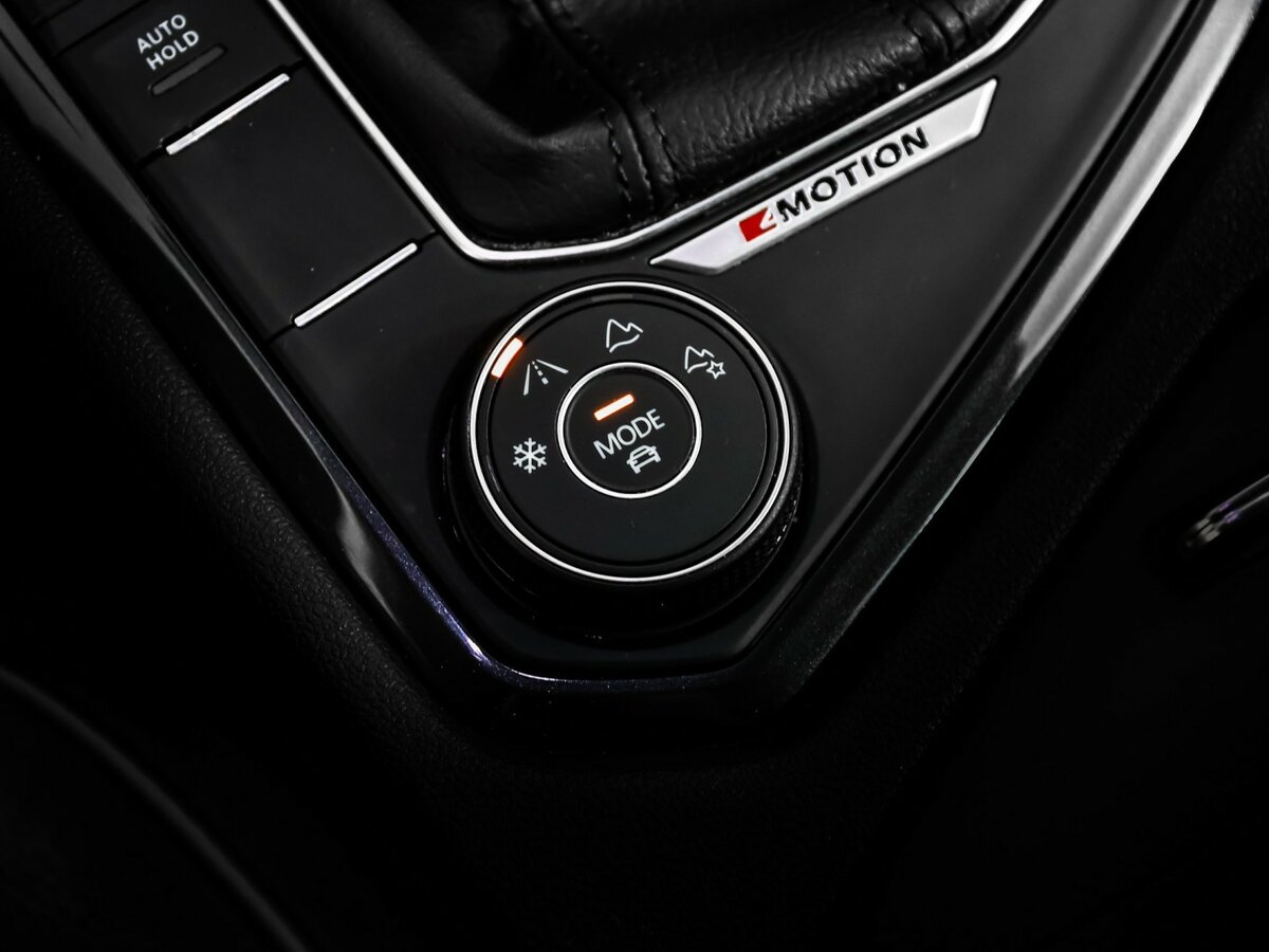 Volkswagen Tiguan с пробегом — 2020 год. Фото: #16