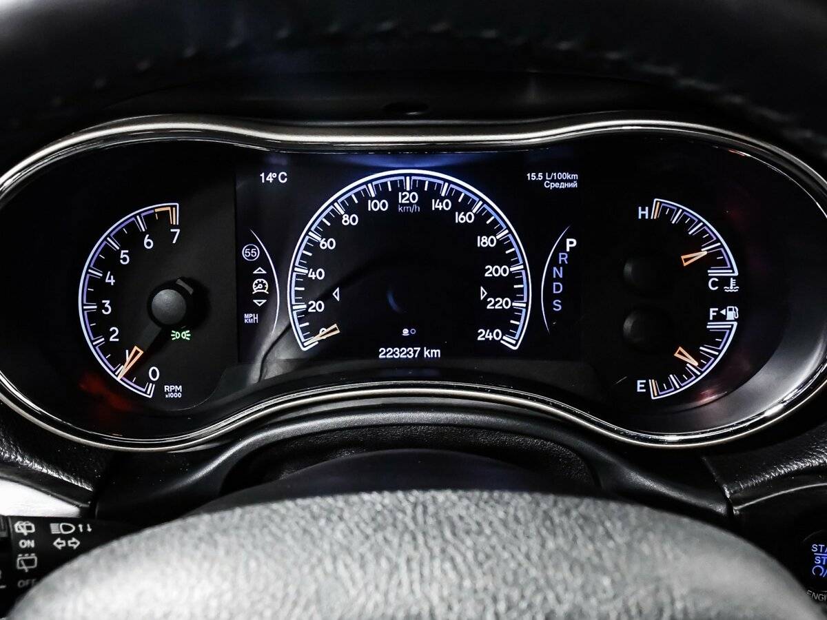 Jeep Grand Cherokee с пробегом — 2013 год. Фото: #7