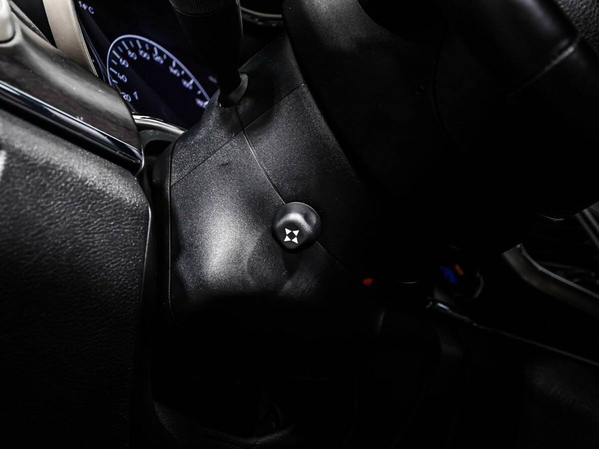 Jeep Grand Cherokee с пробегом — 2013 год. Фото: #16