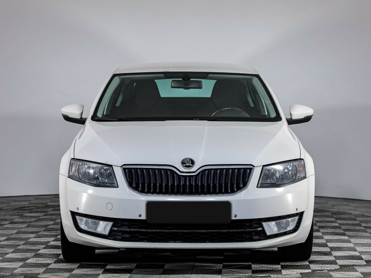 Skoda Octavia с пробегом — 2015 год. Фото: #1