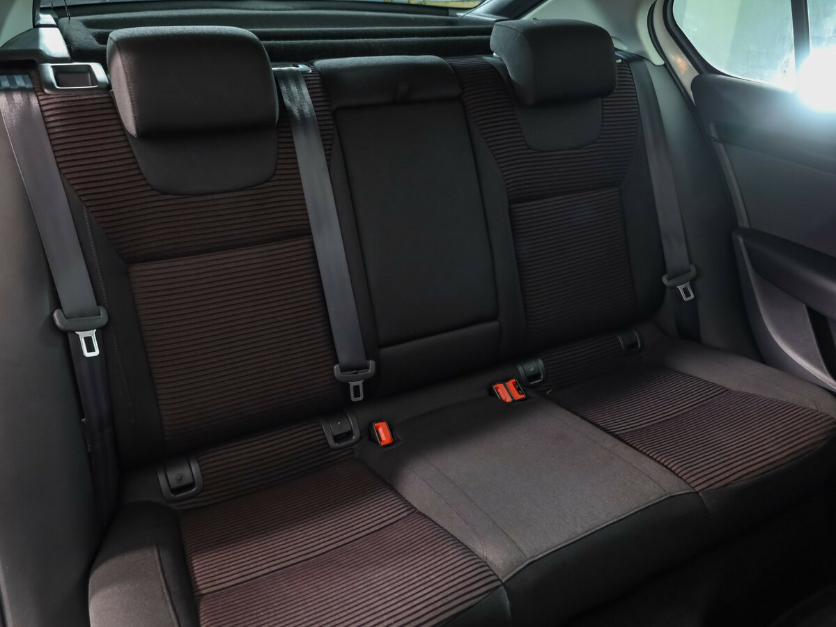 Skoda Octavia с пробегом — 2015 год. Фото: #19