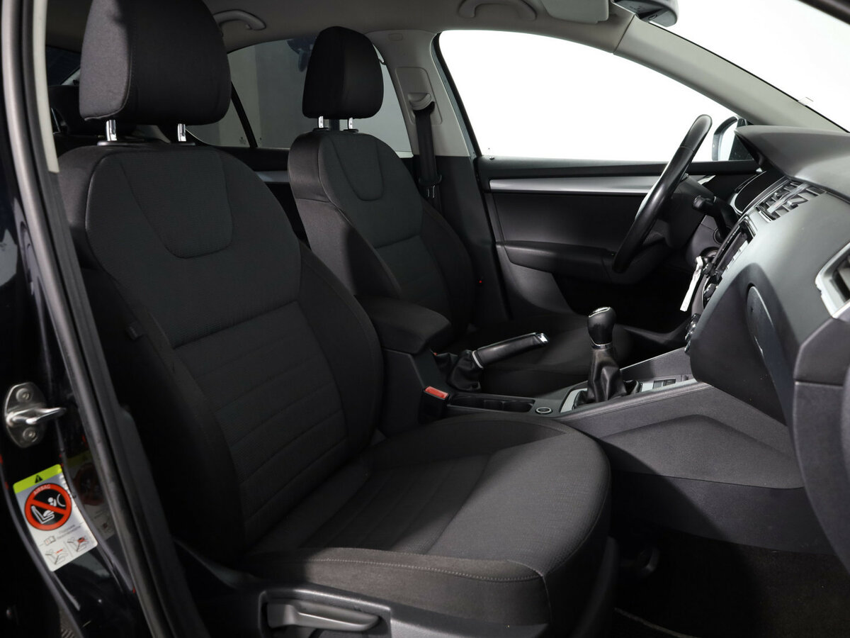 Skoda Octavia с пробегом — 2013 год. Фото: #11