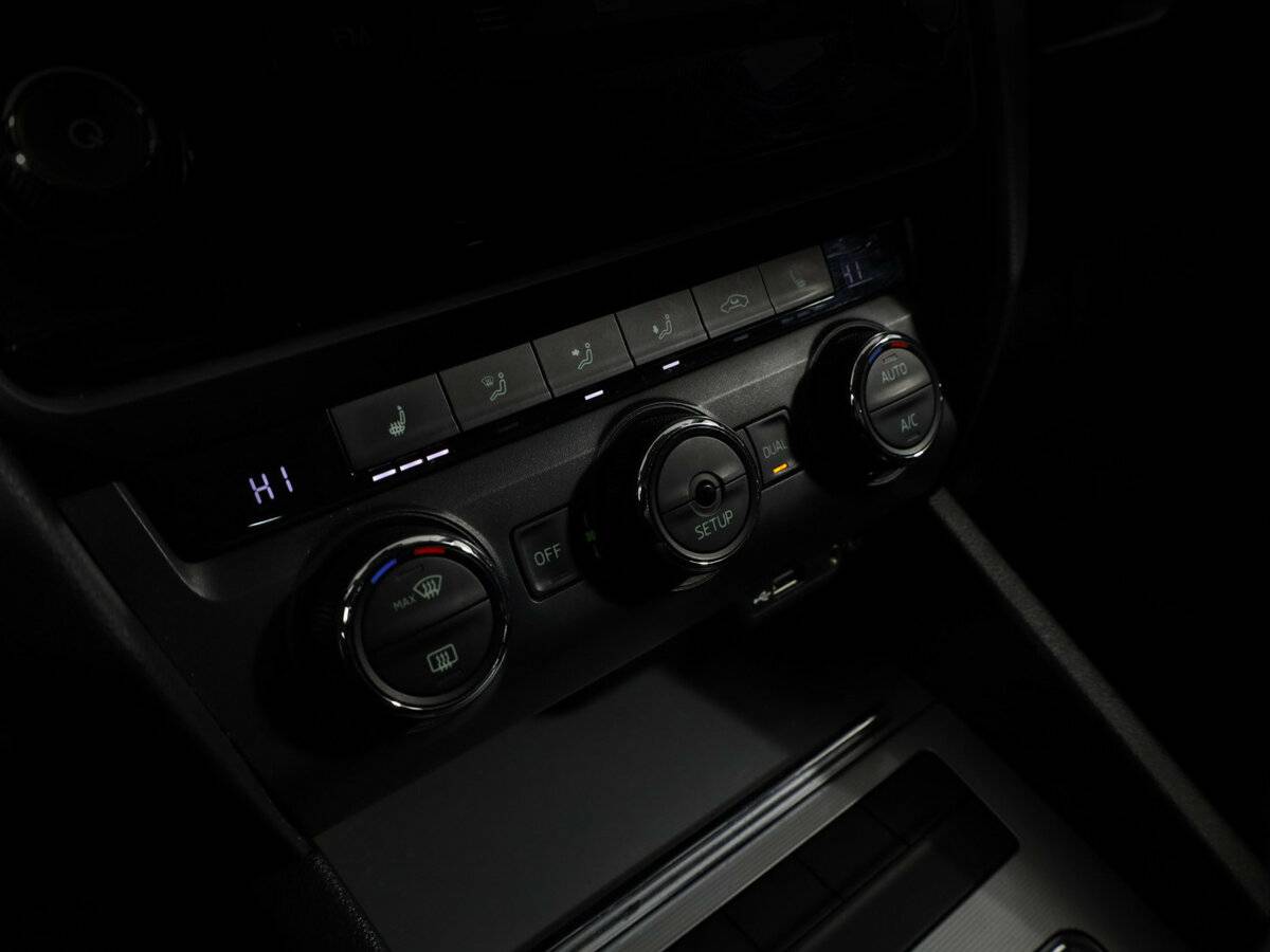 Skoda Octavia с пробегом — 2013 год. Фото: #21