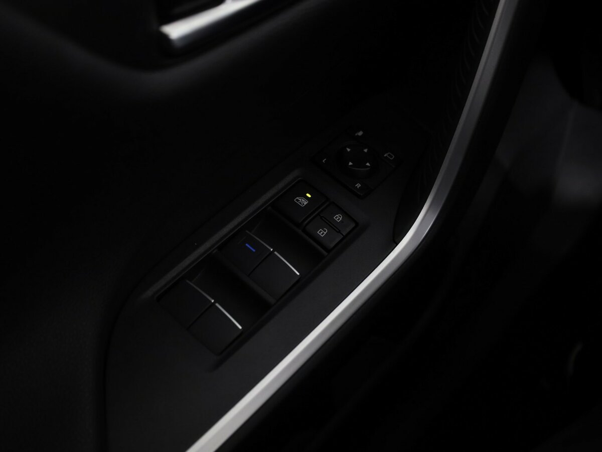 Toyota RAV4 с пробегом — 2019 год. Фото: #22