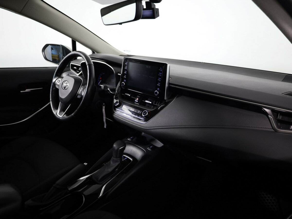Toyota Corolla с пробегом — 2019 год. Фото: #9