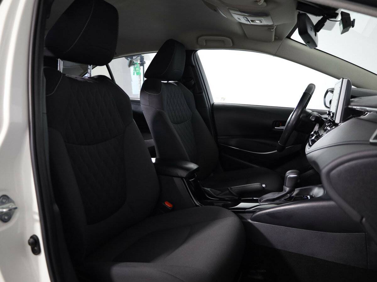 Toyota Corolla с пробегом — 2019 год. Фото: #10