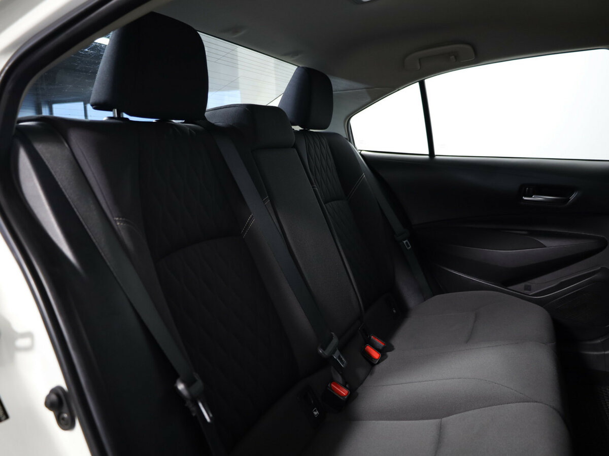 Toyota Corolla с пробегом — 2019 год. Фото: #11