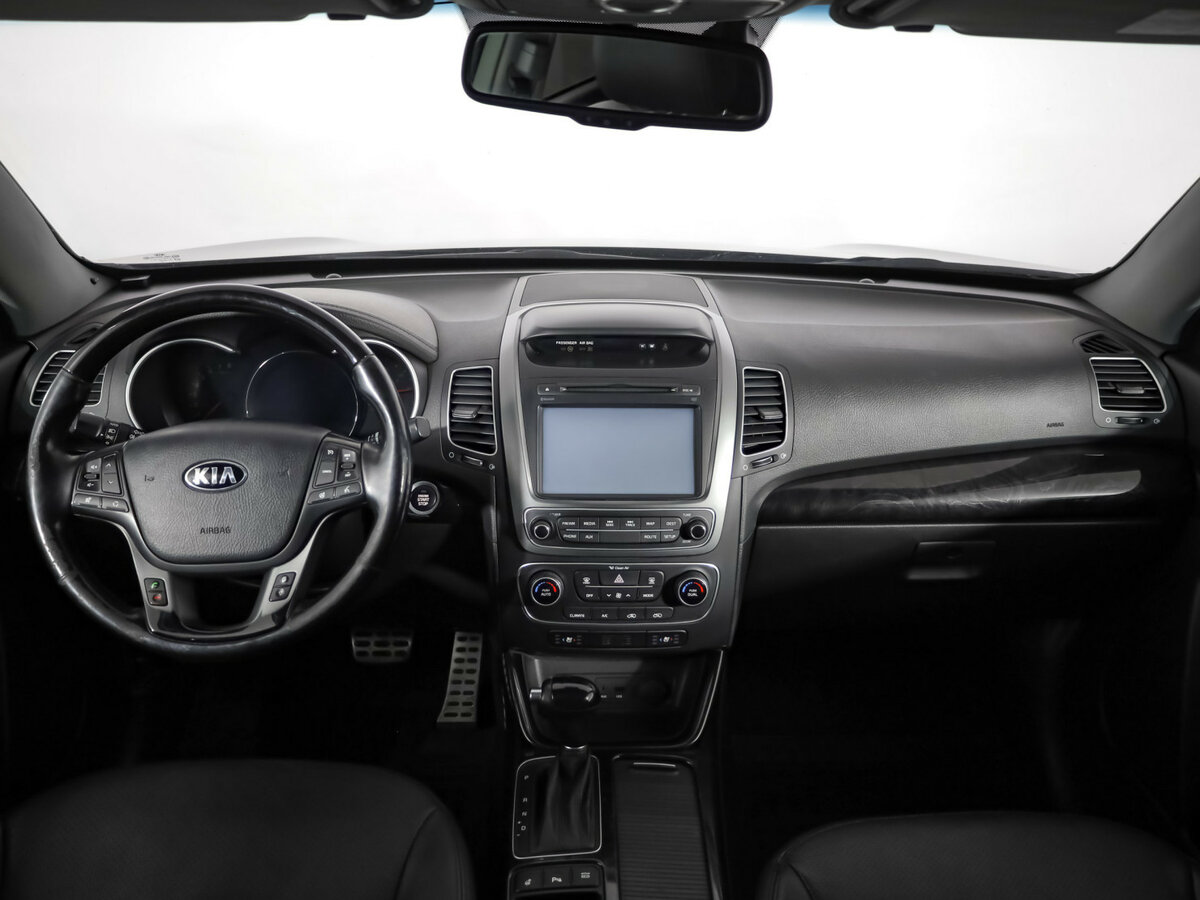 Kia Sorento с пробегом — 2014 год. Фото: #9