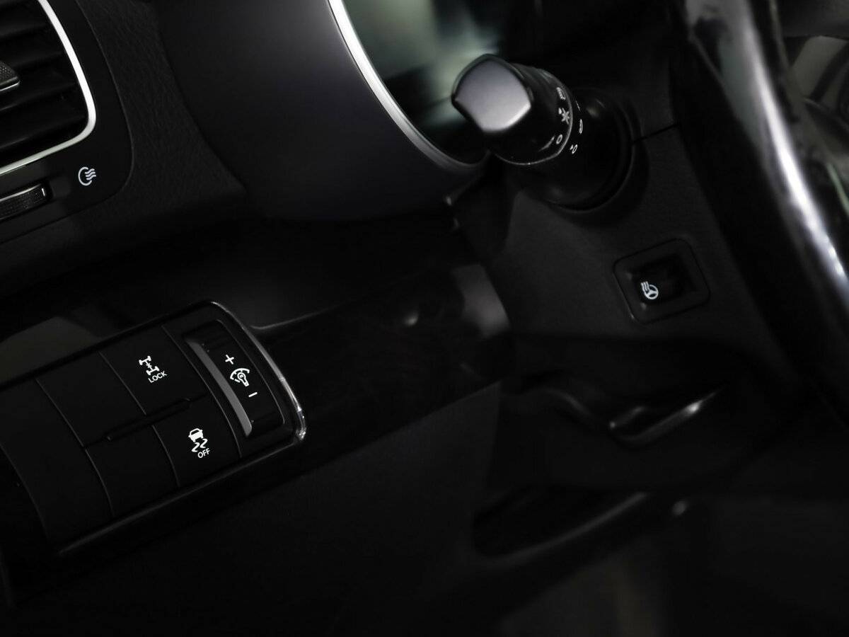 Kia Sorento с пробегом — 2014 год. Фото: #13