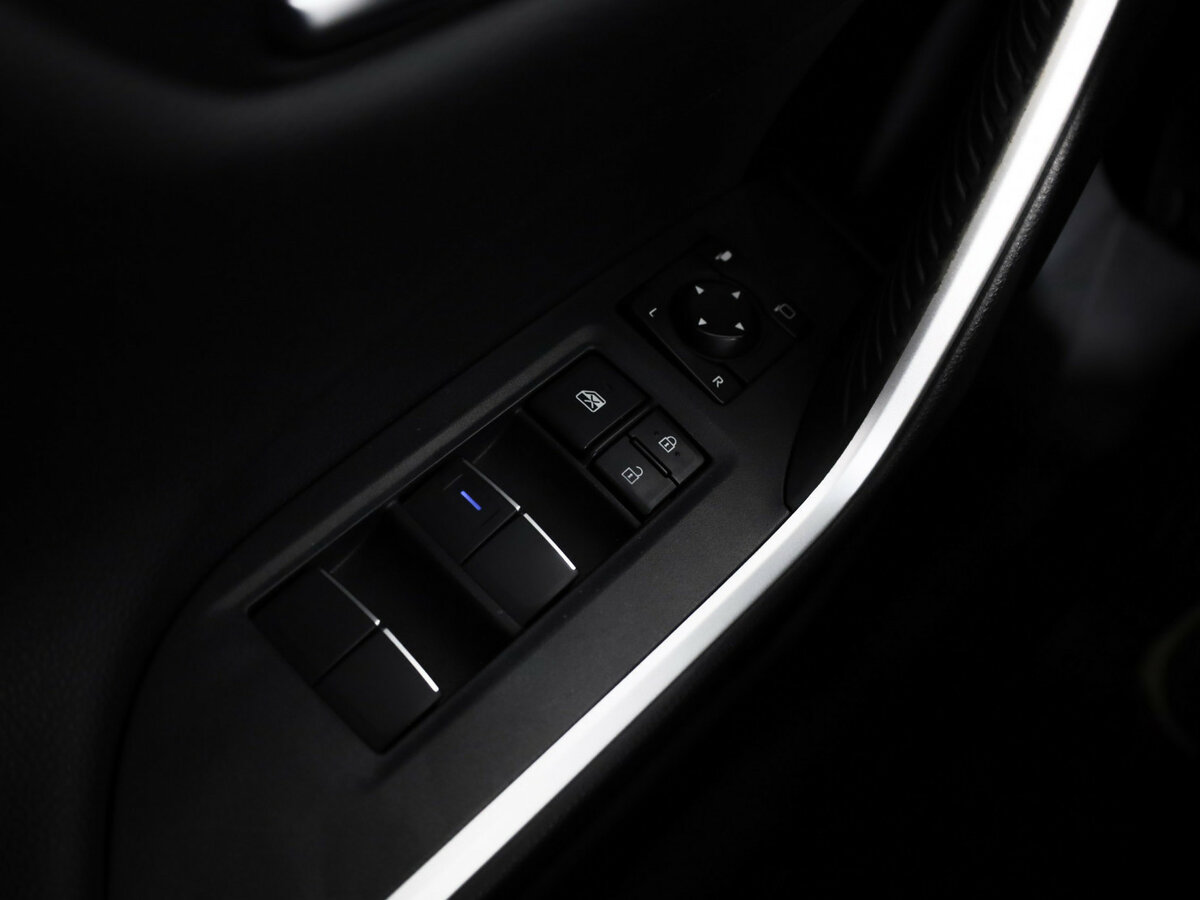 Toyota RAV4 с пробегом — 2019 год. Фото: #24