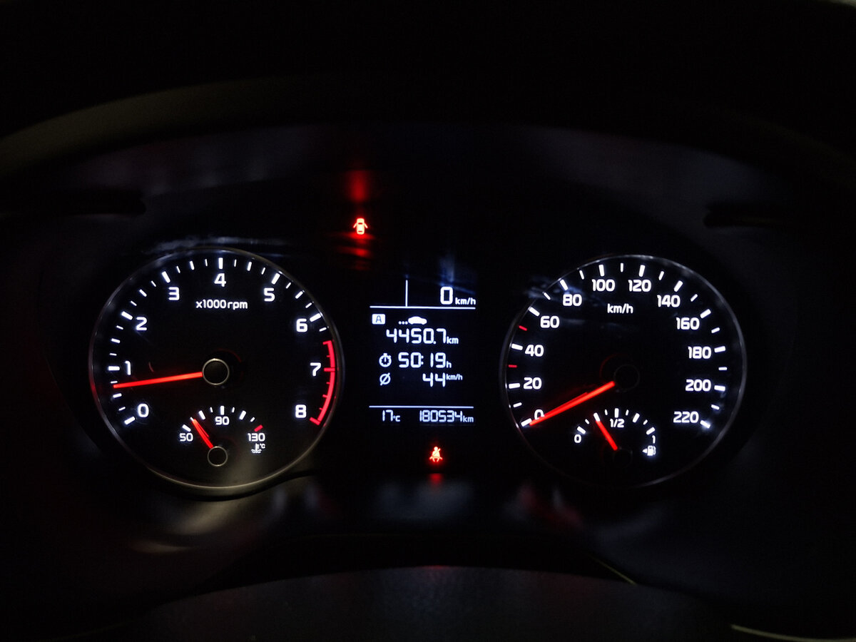 Kia Rio с пробегом — 2017 год. Фото: #12