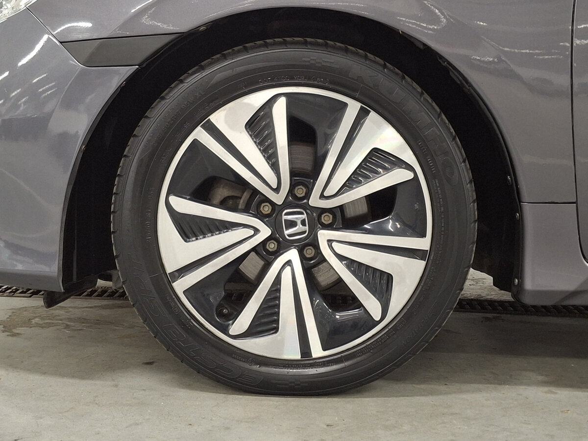 Honda Civic с пробегом — 2016 год. Фото: #17