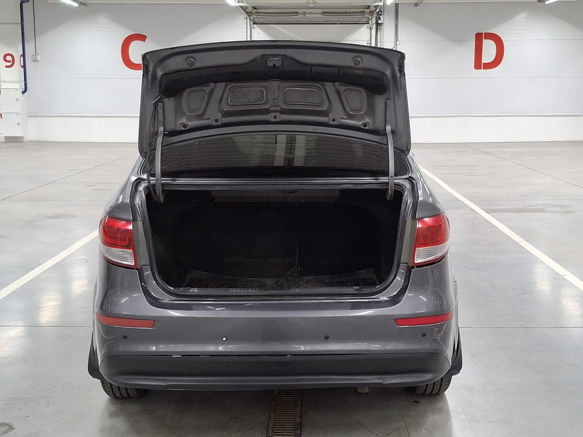 Kia Rio с пробегом — 2015 год. Фото: #9