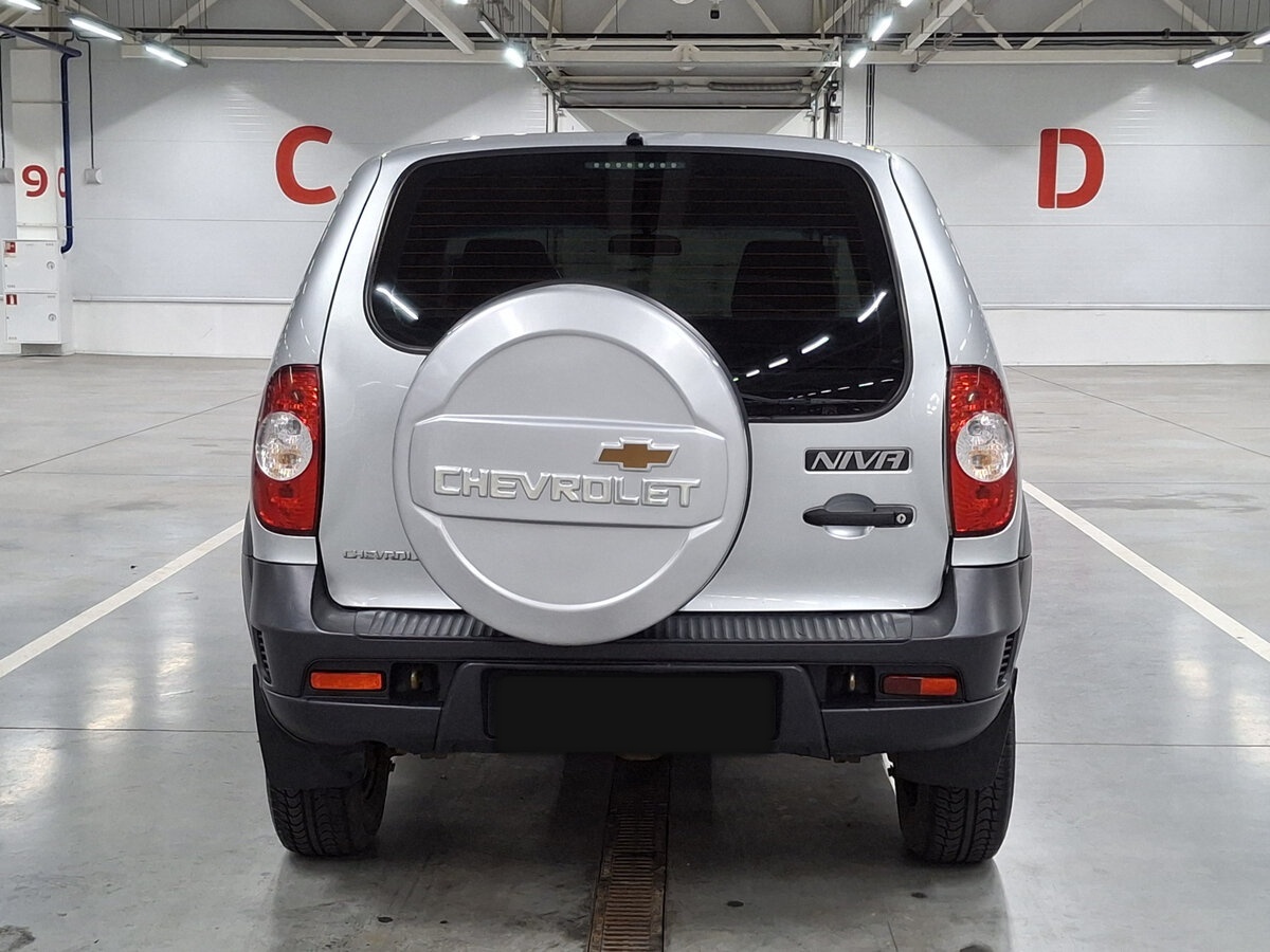 Chevrolet Niva с пробегом — 2018 год. Фото: #5