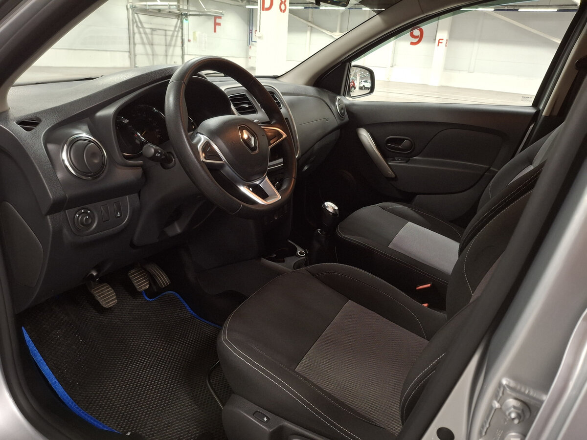 Renault Sandero с пробегом — 2021 год. Фото: #14