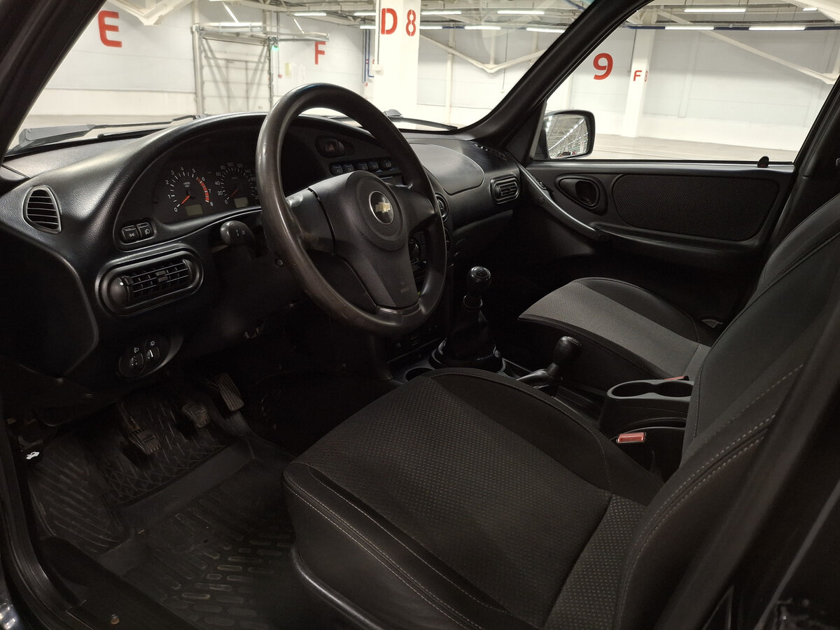 Chevrolet Niva с пробегом — 2017 год. Фото: #15