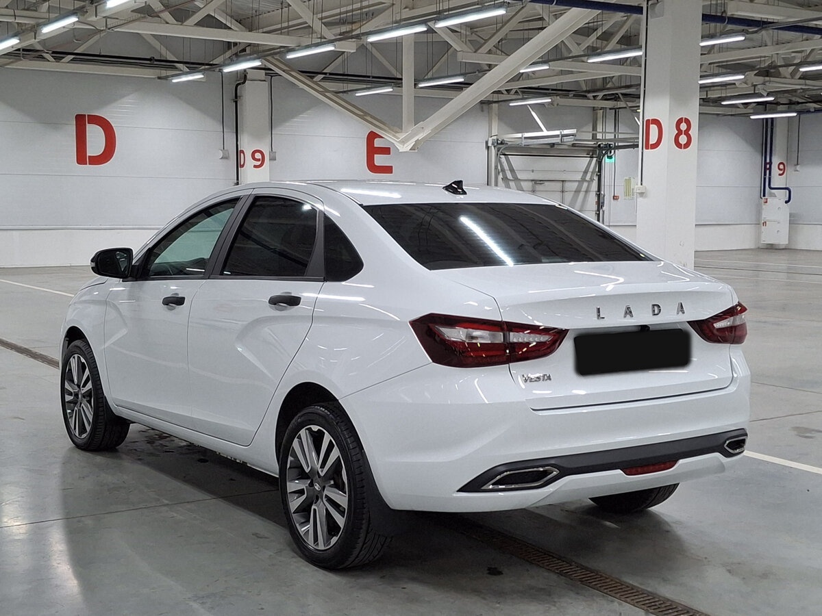 Lada (ВАЗ) Vesta с пробегом — 2023 год. Фото: #6