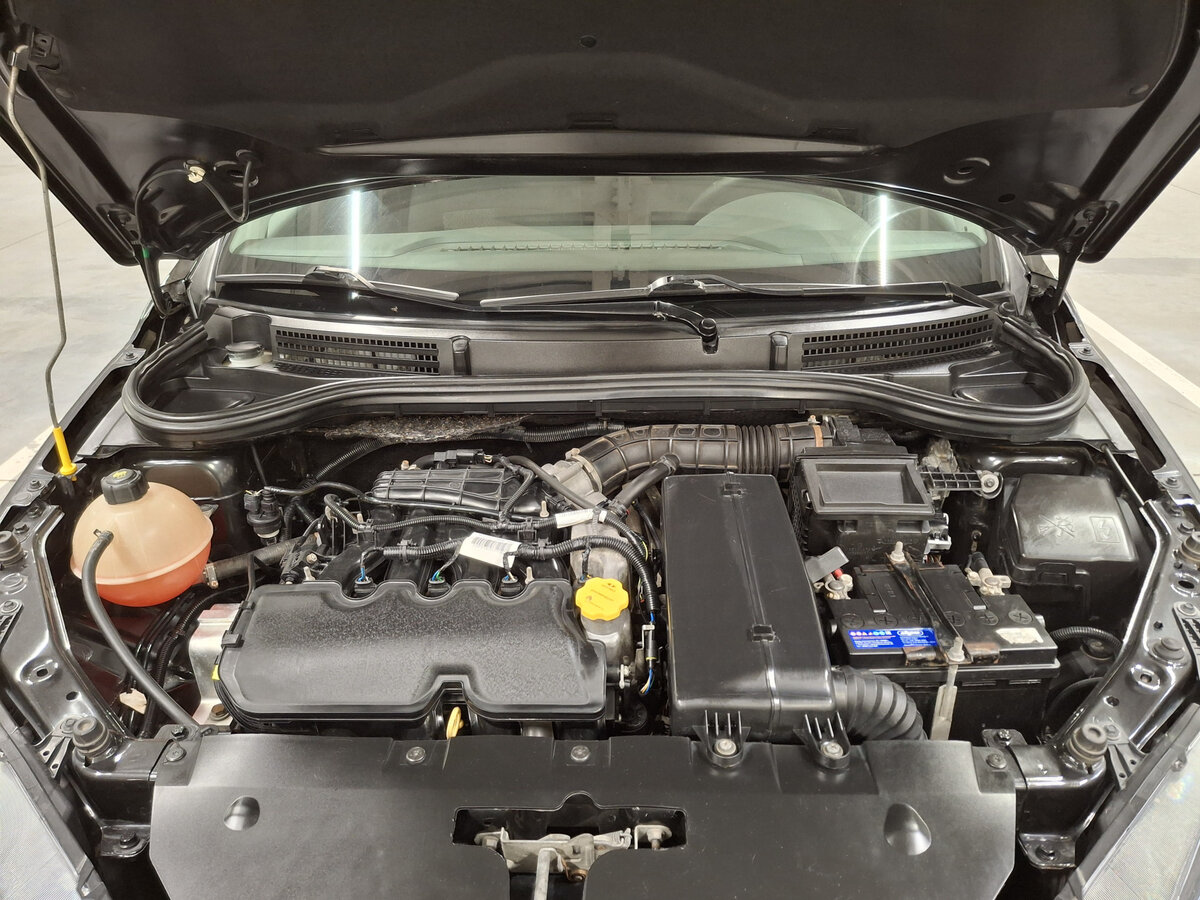 Lada (ВАЗ) Vesta с пробегом — 2018 год. Фото: #8