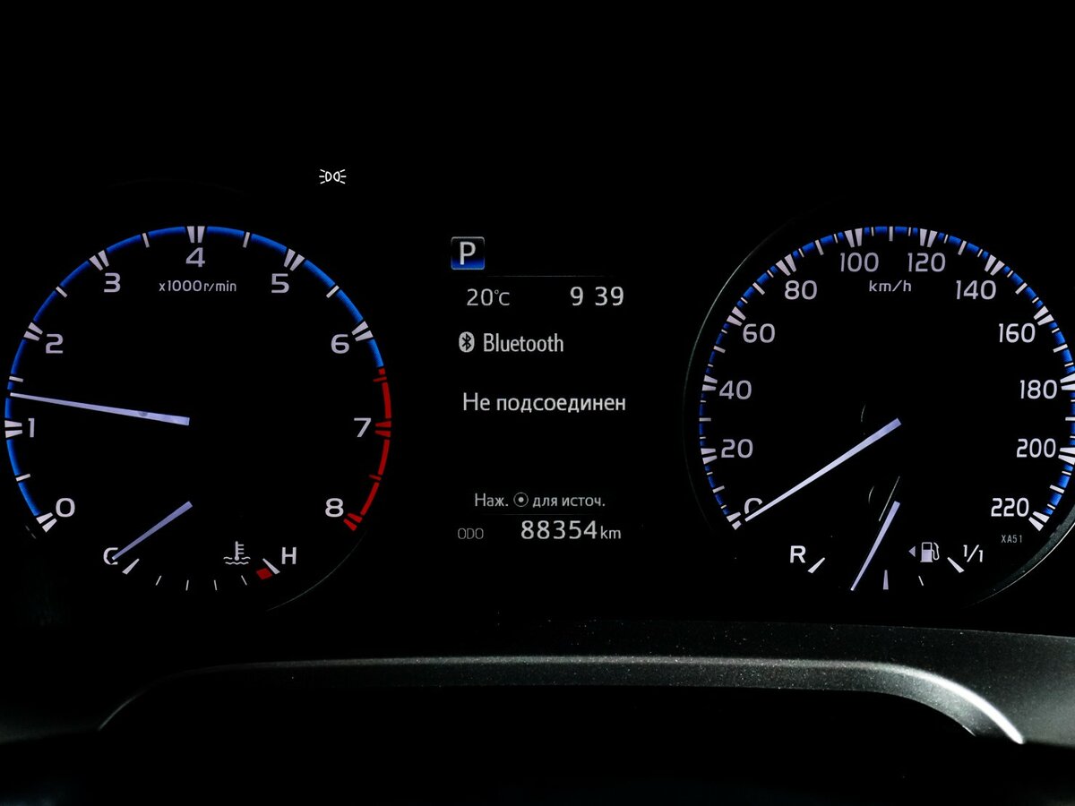 Toyota RAV4 с пробегом — 2018 год. Фото: #10