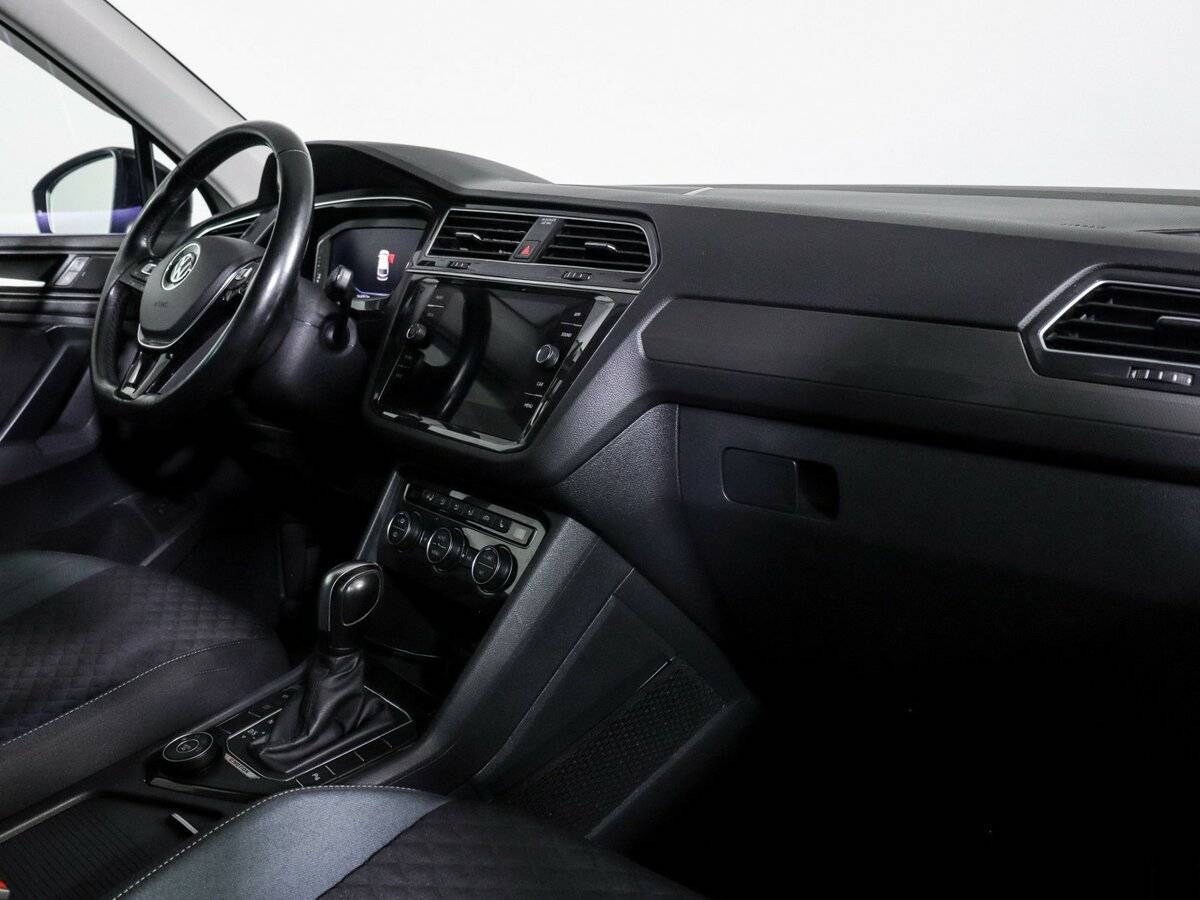 Volkswagen Tiguan с пробегом — 2020 год. Фото: #6