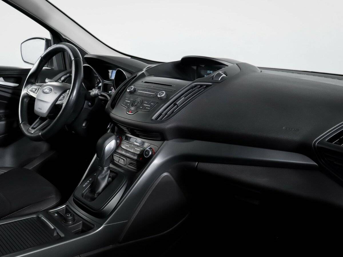 Ford Kuga с пробегом — 2019 год. Фото: #8