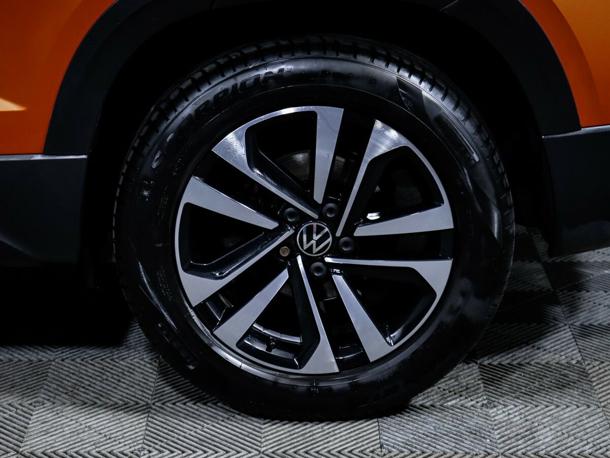 Volkswagen Taos с пробегом — 2021 год. Фото: #11