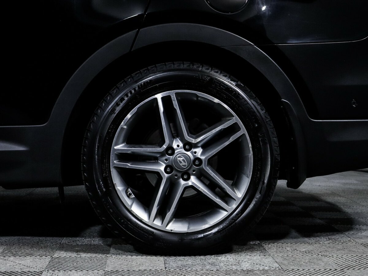 Hyundai Santa Fe с пробегом — 2017 год. Фото: #14