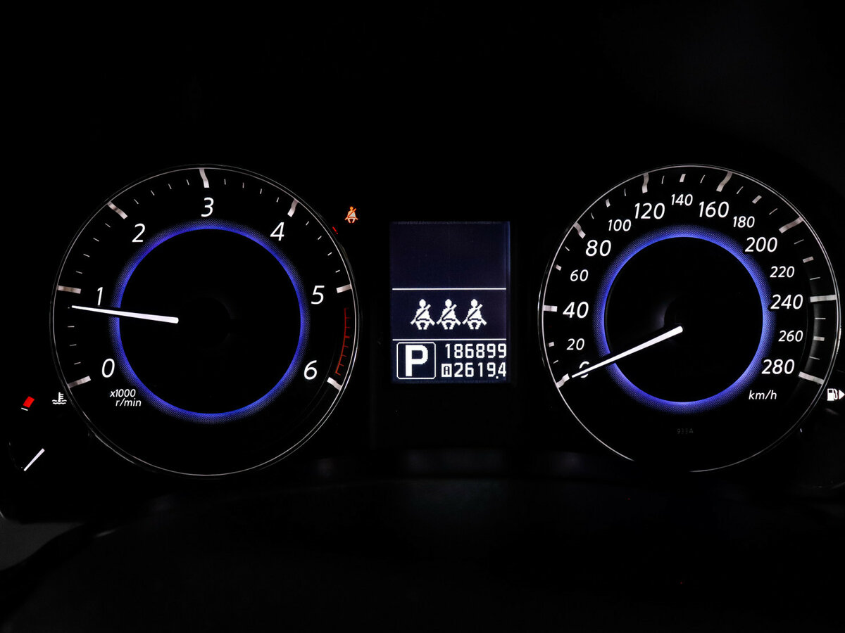 Infiniti FX с пробегом — 2012 год. Фото: #8